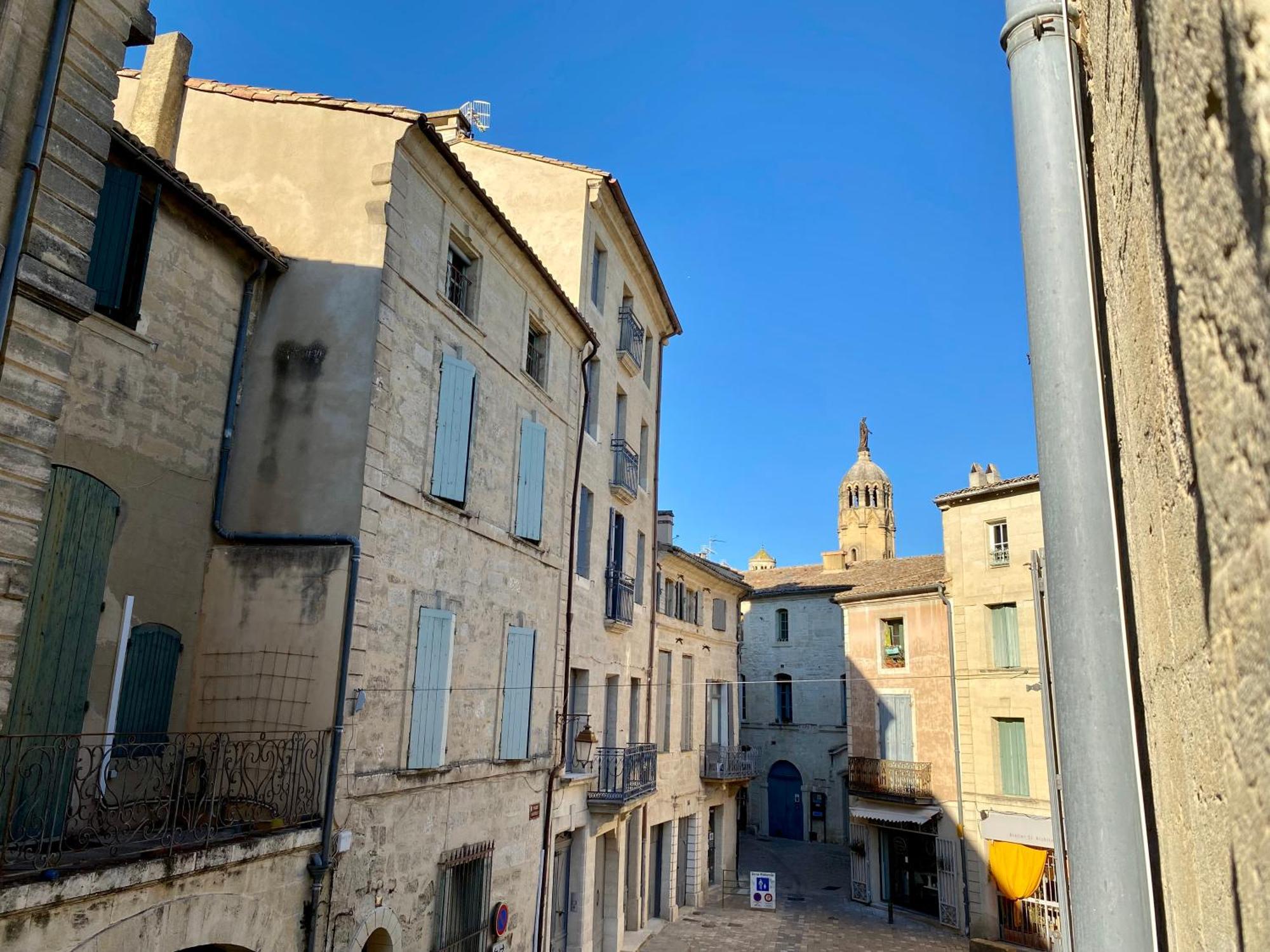 "La Suite" 3 Etoiles Uzes Luaran gambar