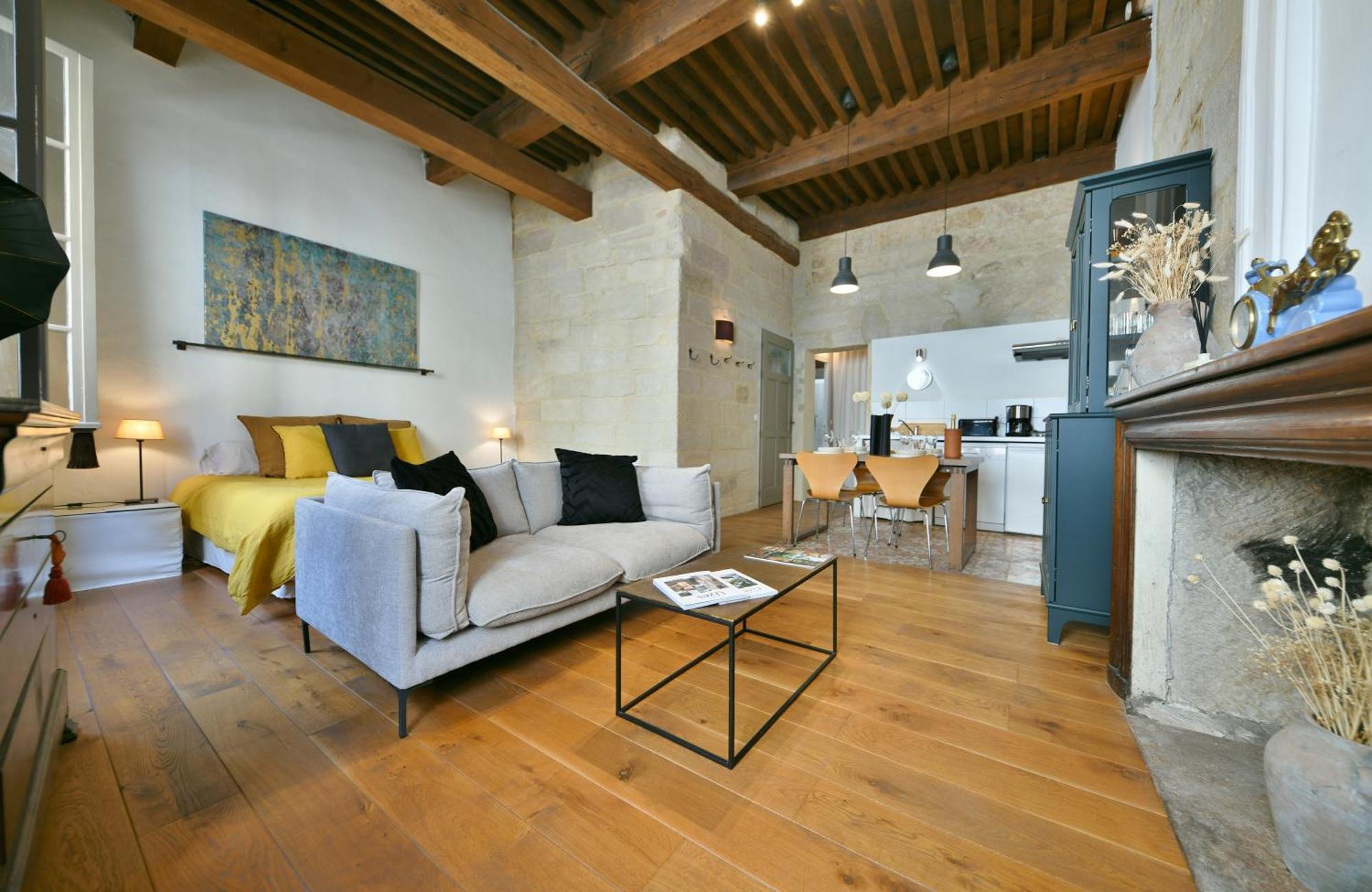 "La Suite" 3 Etoiles Uzes Luaran gambar